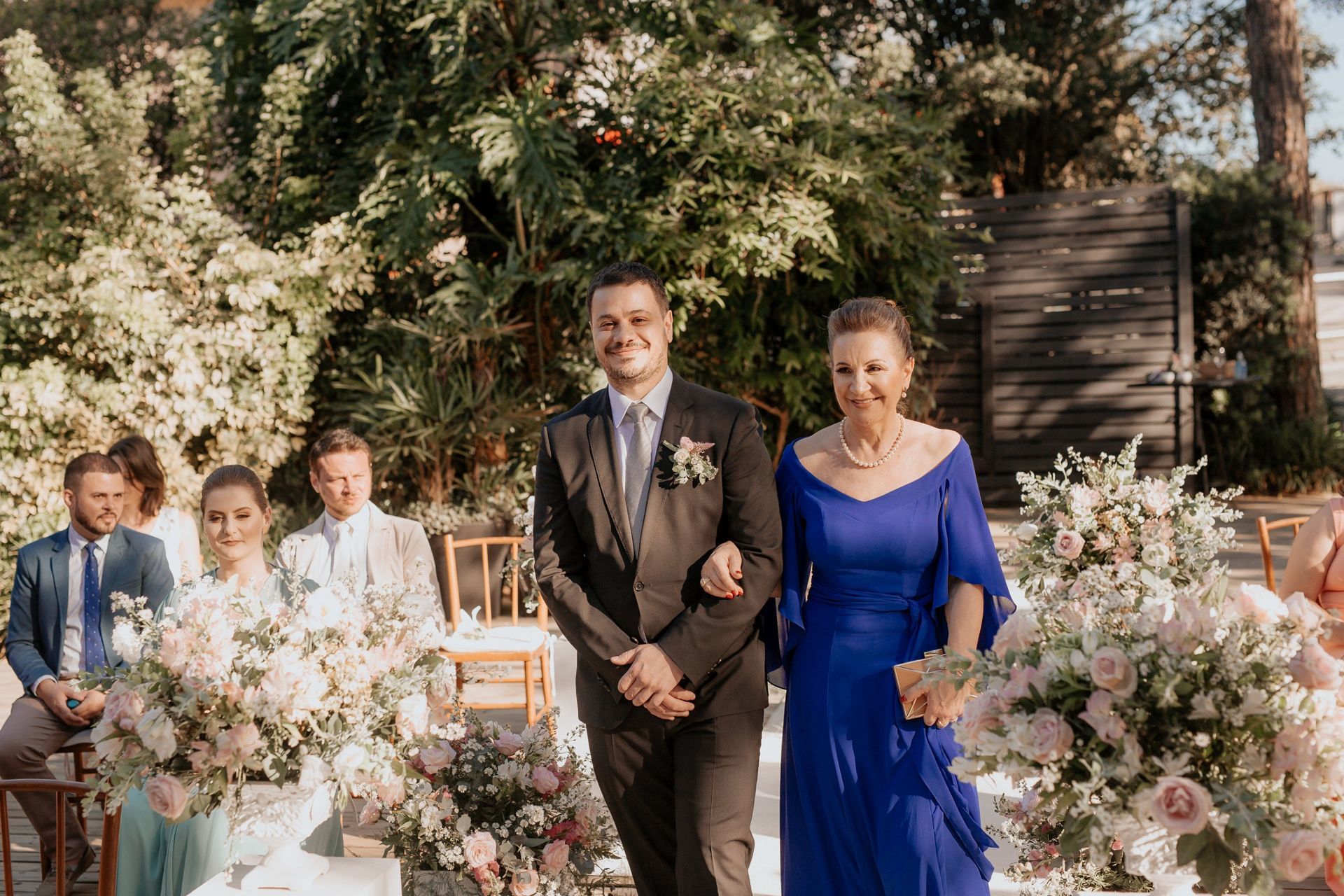 Foto Casamento no Vila dos Araçás Tami e Rogério Foto Casamento no Vila dos Araçás Tami e Rogério - Imagem 53