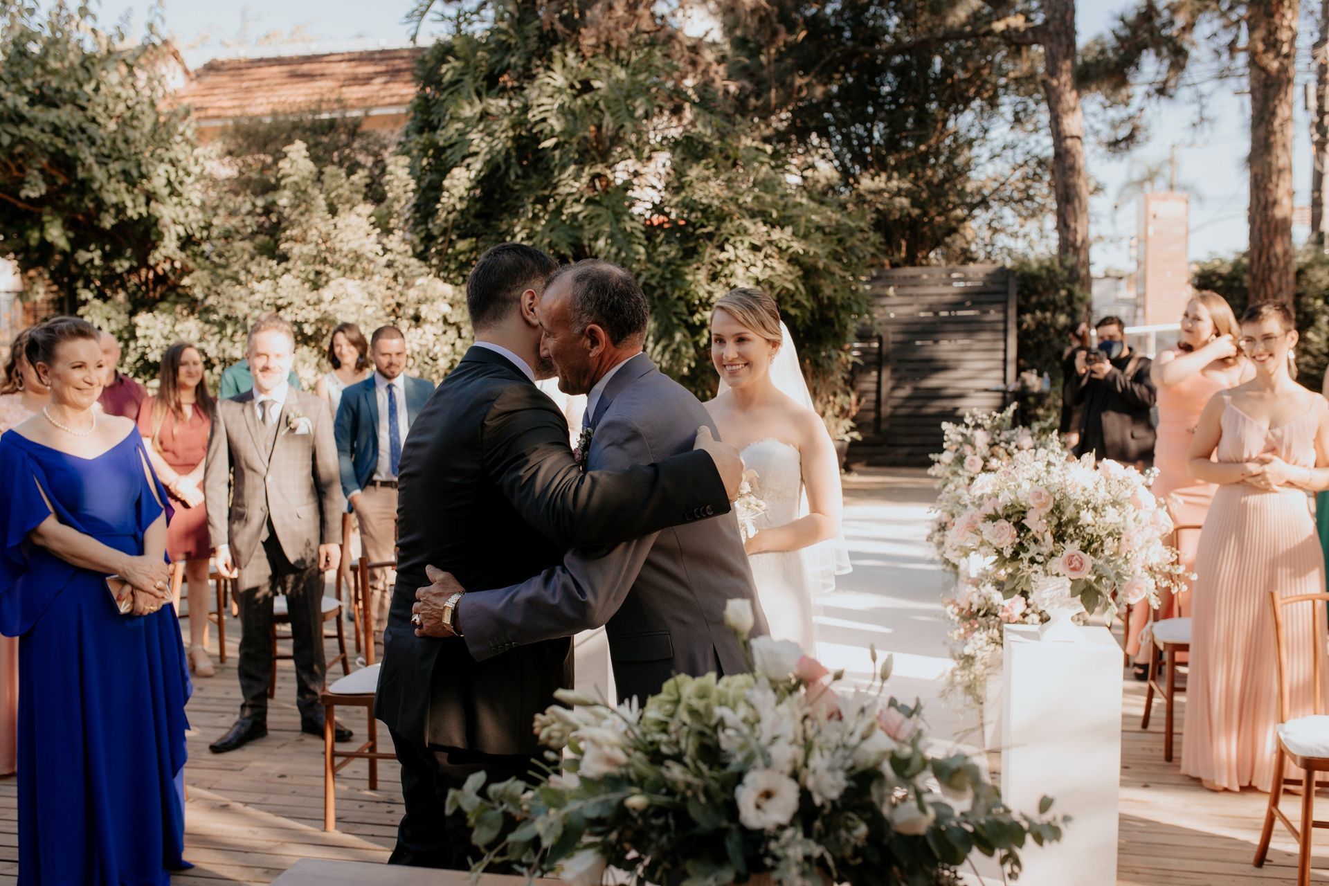 Foto Casamento no Vila dos Araçás Tami e Rogério Foto Casamento no Vila dos Araçás Tami e Rogério - Imagem 67