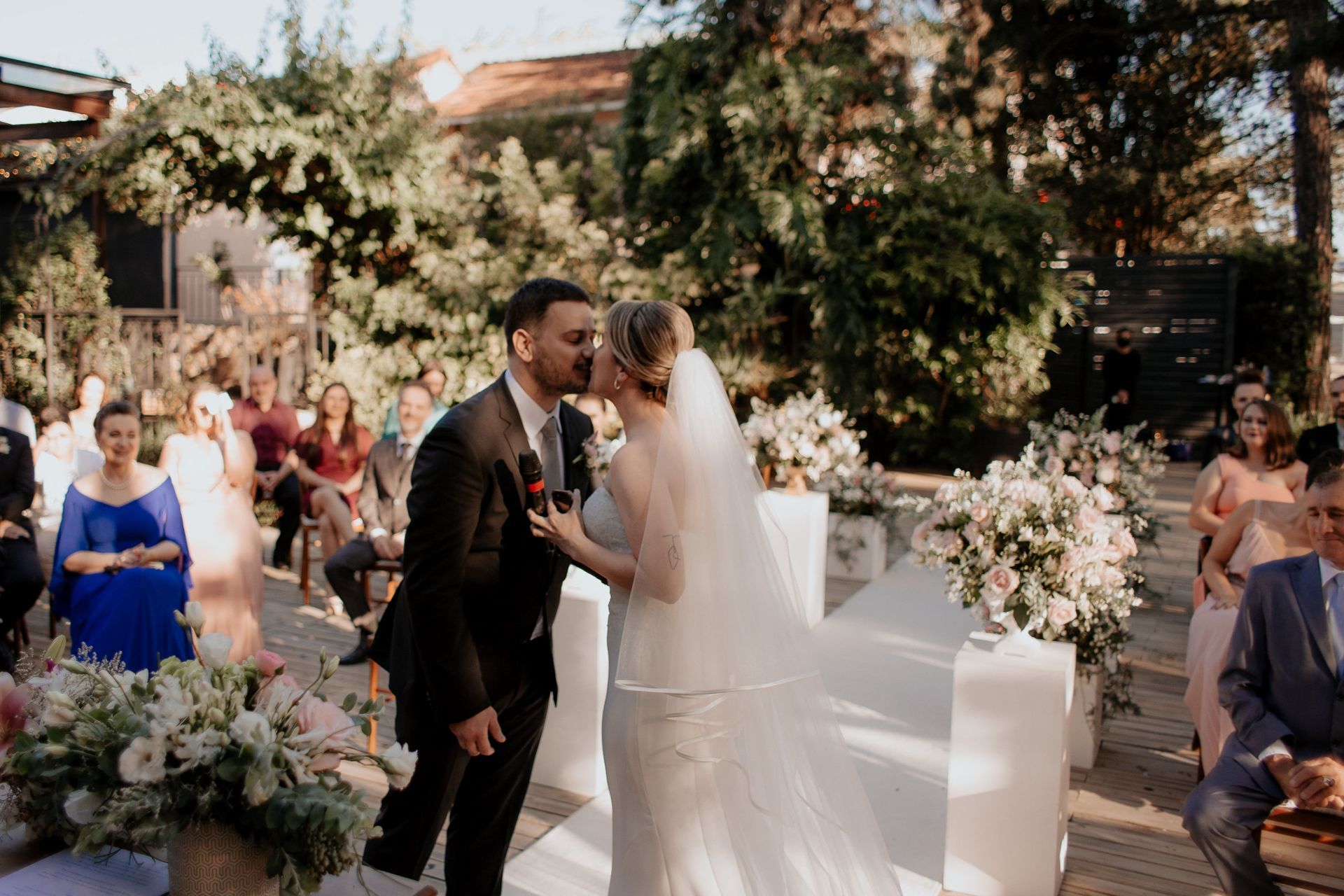 Foto Casamento no Vila dos Araçás Tami e Rogério Foto Casamento no Vila dos Araçás Tami e Rogério - Imagem 89