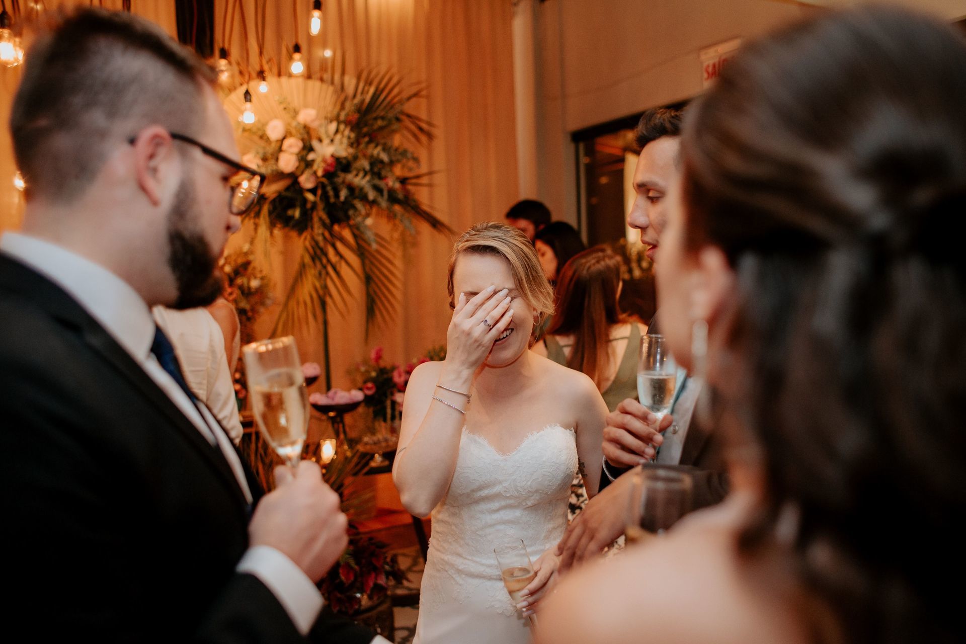 Foto Casamento no Vila dos Araçás Tami e Rogério Foto Casamento no Vila dos Araçás Tami e Rogério - Imagem 178