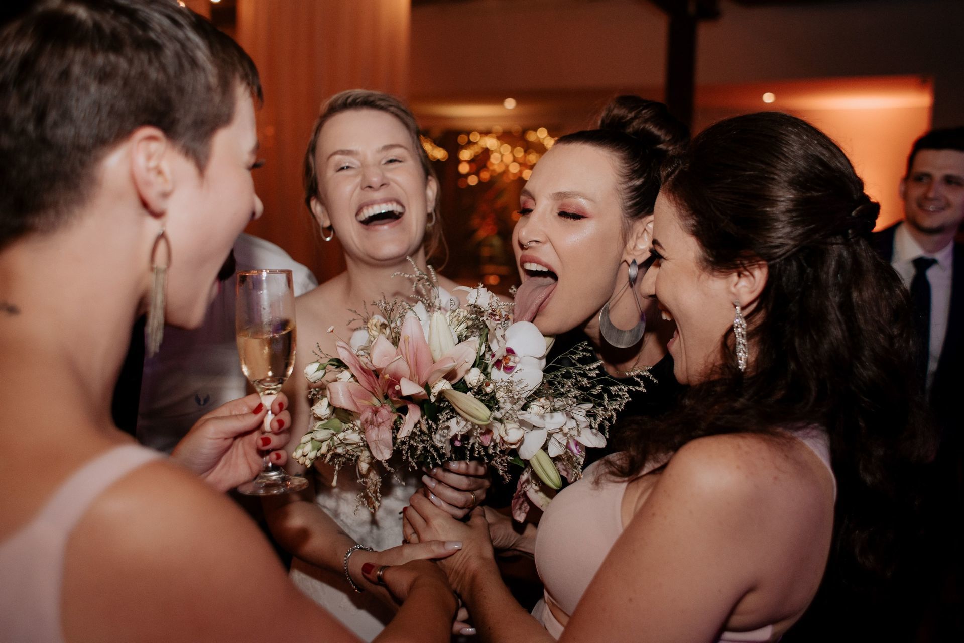 Foto Casamento no Vila dos Araçás Tami e Rogério Foto Casamento no Vila dos Araçás Tami e Rogério - Imagem 236
