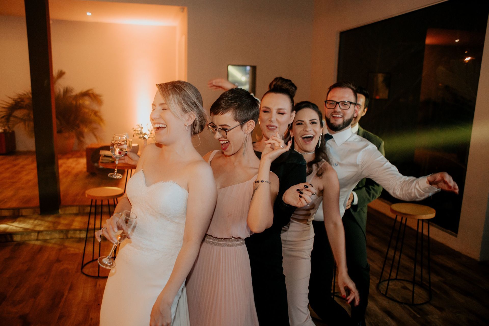 Foto Casamento no Vila dos Araçás Tami e Rogério Foto Casamento no Vila dos Araçás Tami e Rogério - Imagem 210